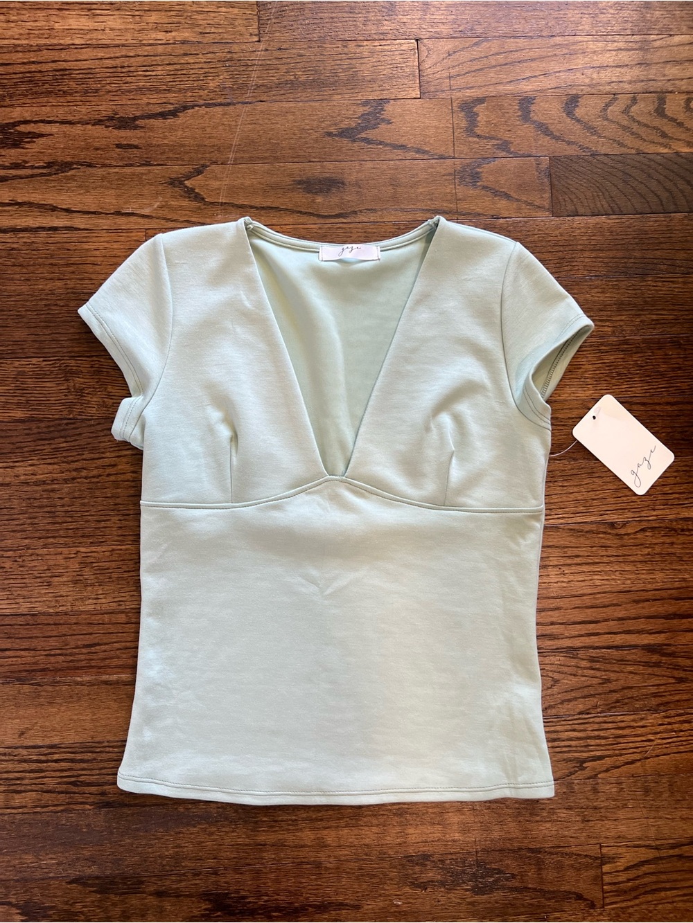 Deep V Short Sleeve Tee in Mint by y/ce